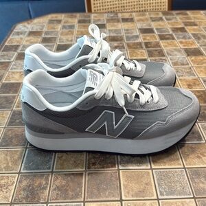 Worn once! New Balance 515H Platform Sneaker. Women’s 11.